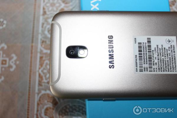 Смартфон Samsung Galaxy J5 SM-J530 фото