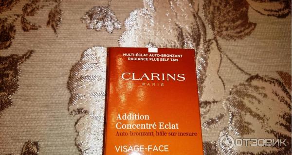 Концентрат с эффектом искусственного загара Clarins Radiance-Plus Golden Glow Booster фото