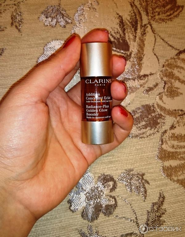 Концентрат с эффектом искусственного загара Clarins Radiance-Plus Golden Glow Booster фото