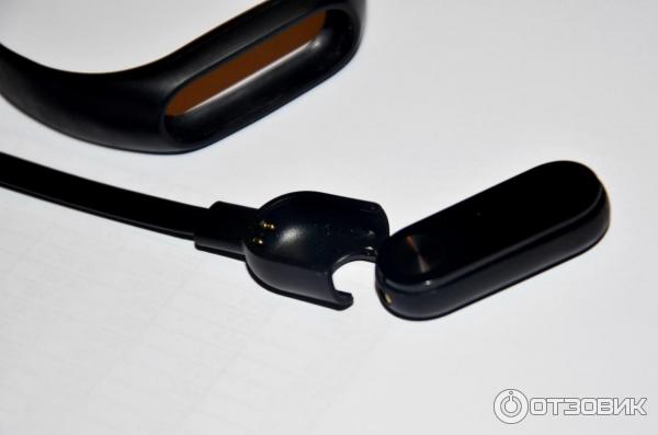 Фитнес-браслет Xiaomi Mi Band 2 фото