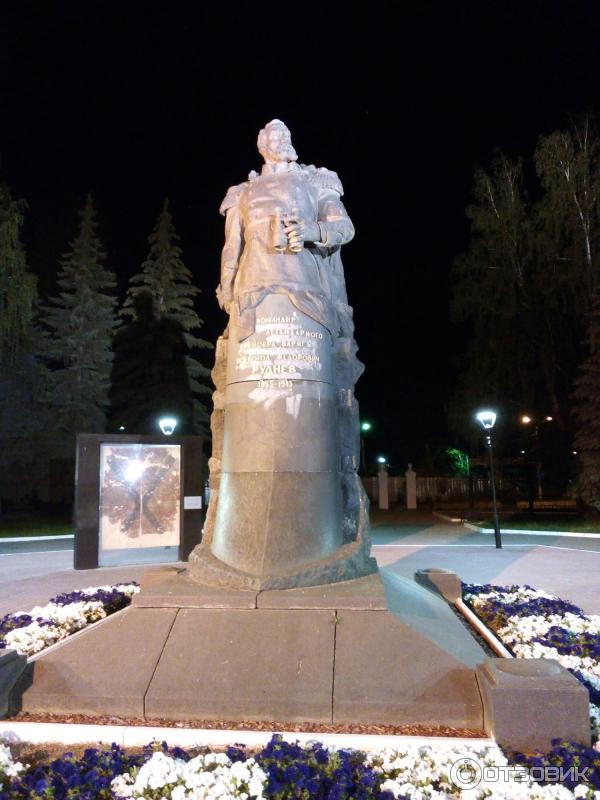 Экскурсия Самые удивительные и необычные памятники в Туле (Россия, Тула) фото