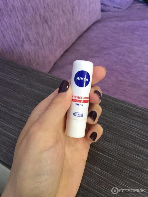 Гигиеническая помада Nivea Интенсивная защита SPF 15 фото