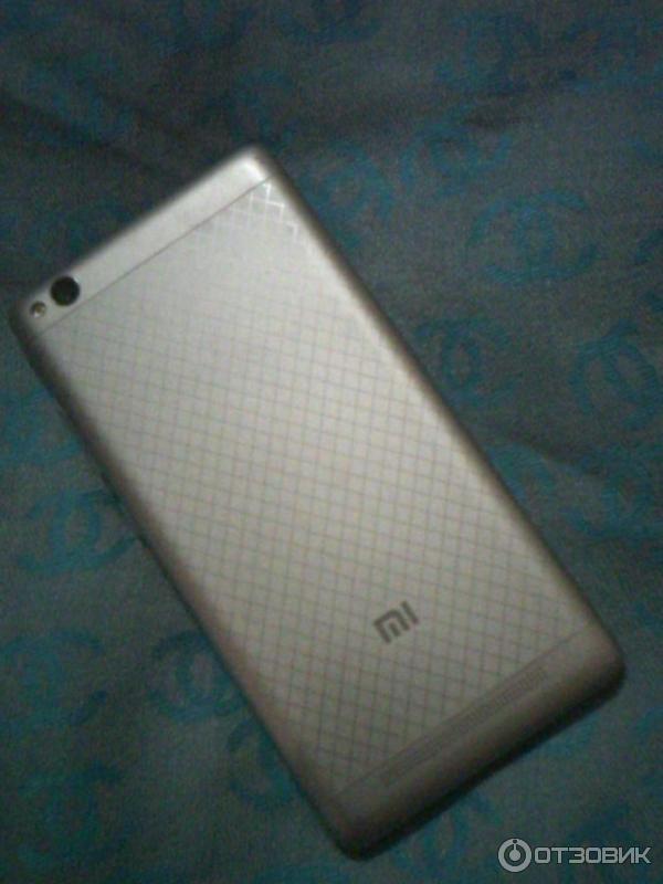 Смартфон Xiaomi Redmi 3 фото