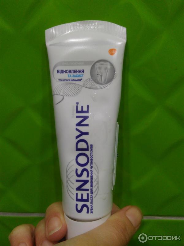 Зубная паста для чувствительных зубов Sensodyne c фтором фото