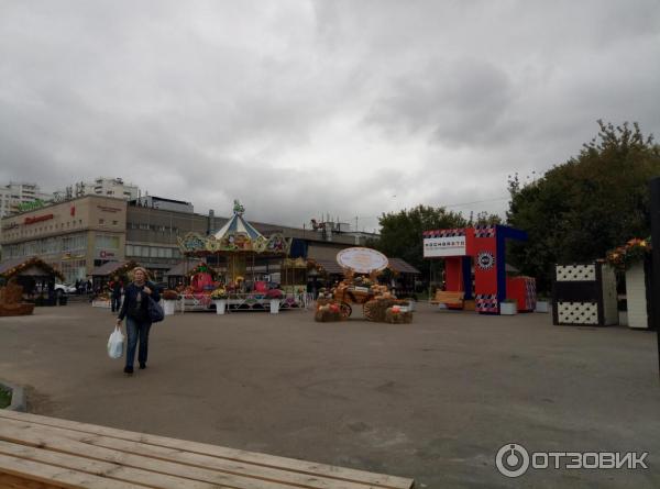 Осенний гастрономический фестиваль Золотая осень (Россия, Москва) фото