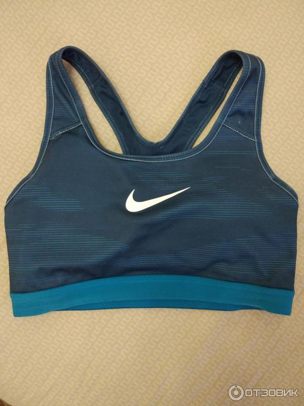 Спортивный топ Nike Dry-Fit фото