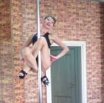 Танец на пилоне Pole Dance фото