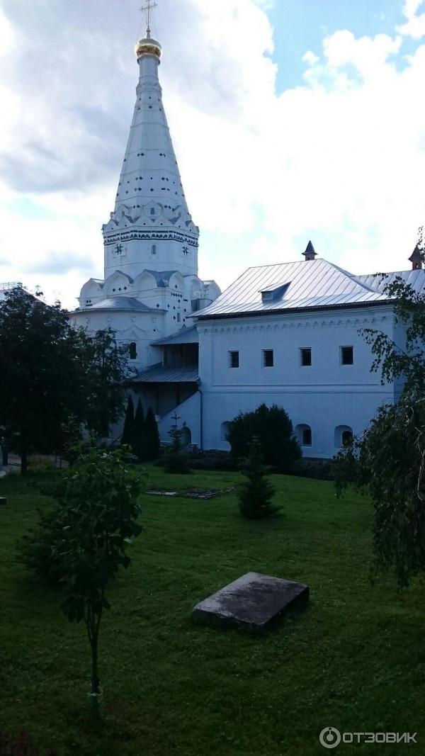 Монастырь Троице-Сергиева лавра (Россия, Сергиев Посад) фото