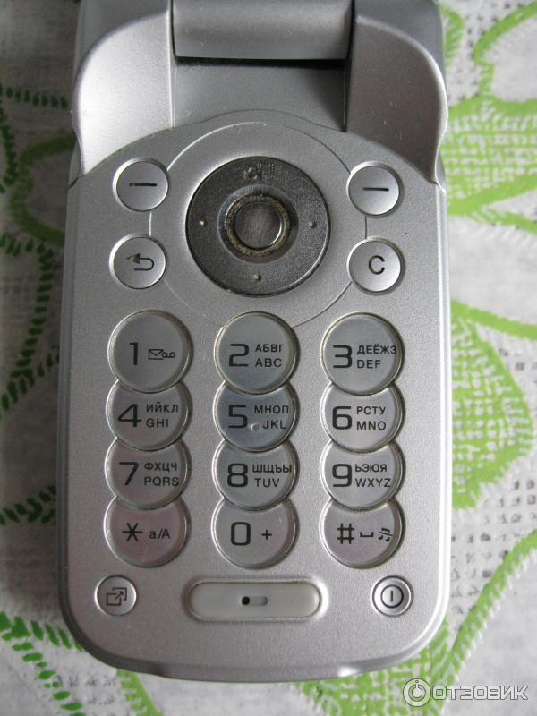 Сотовый телефон Sony Ericsson Z530i фото