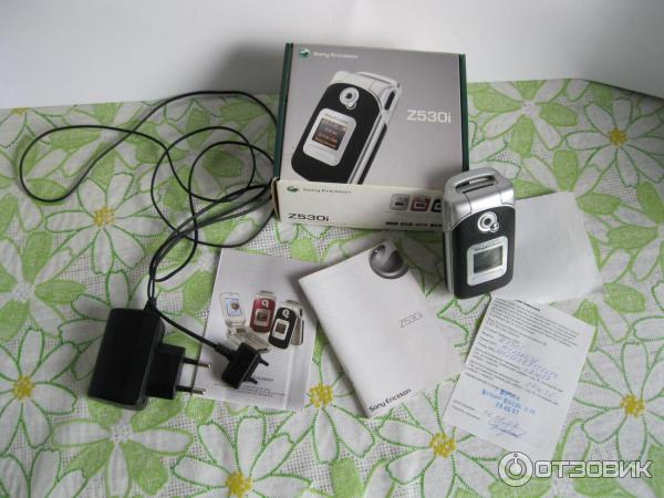 Сотовый телефон Sony Ericsson Z530i фото