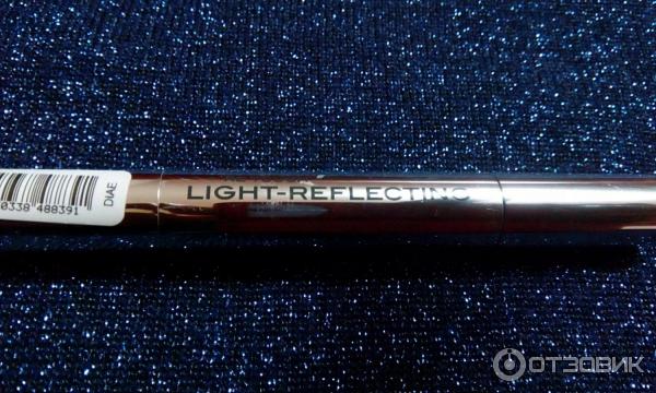 Консилер Catrice Re-Touch Light-Reflecting Concealer фото