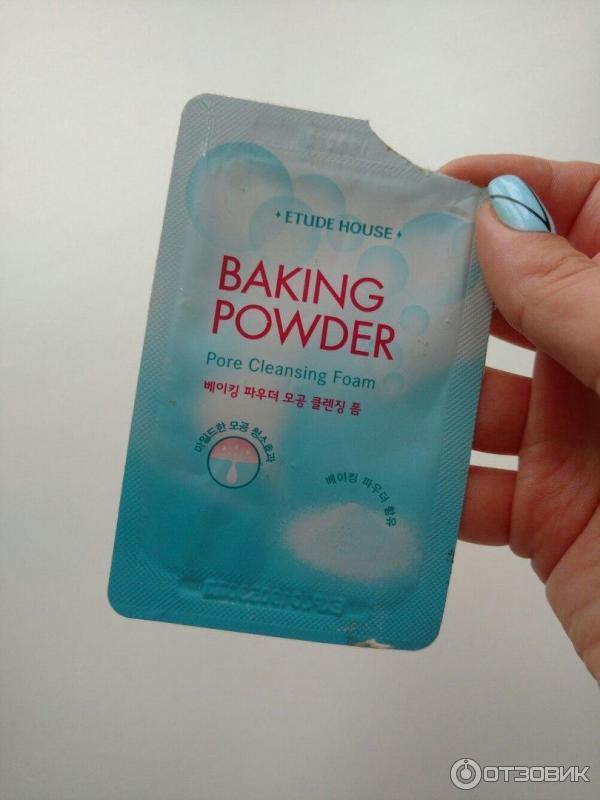 Очищающая пенка Etude House Baking Powder Pore&BB Deep Cleansing Foam фото