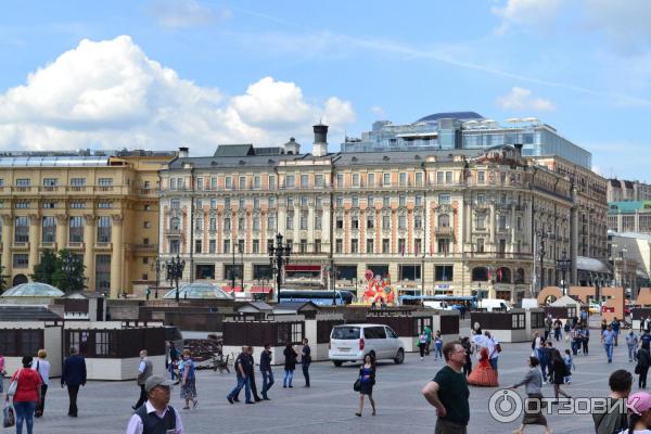 Площадь Манежная (Россия, Москва) фото