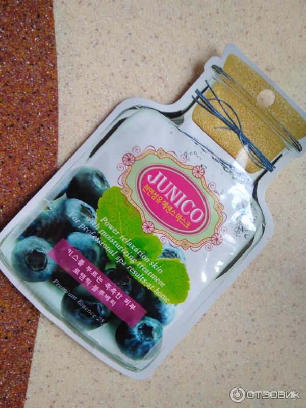 Тканевая маска для лица Mijin Junico Essence Mask (Blueberry) фото