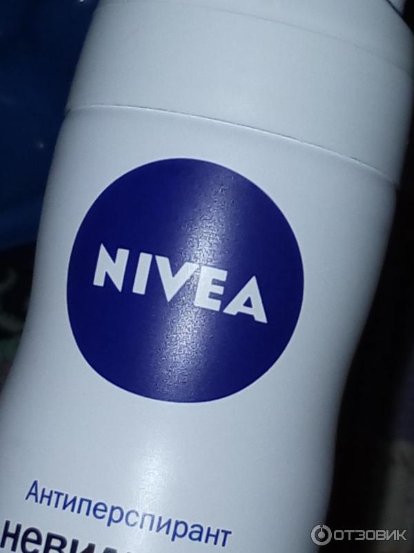 Антиперсперант Невидимая защита для черного и белого Clear Nivea фото