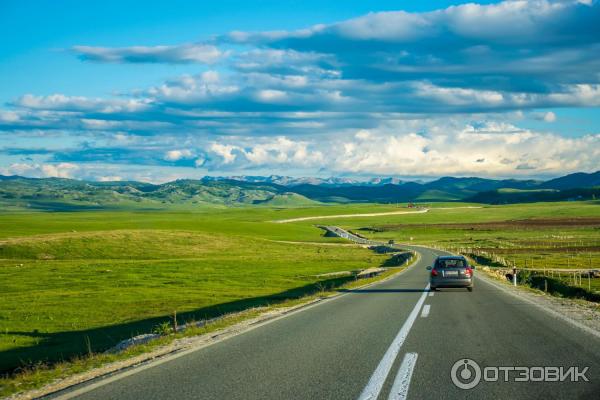 Дорога от Мост Джурджевича над рекой Тара. Черногория.