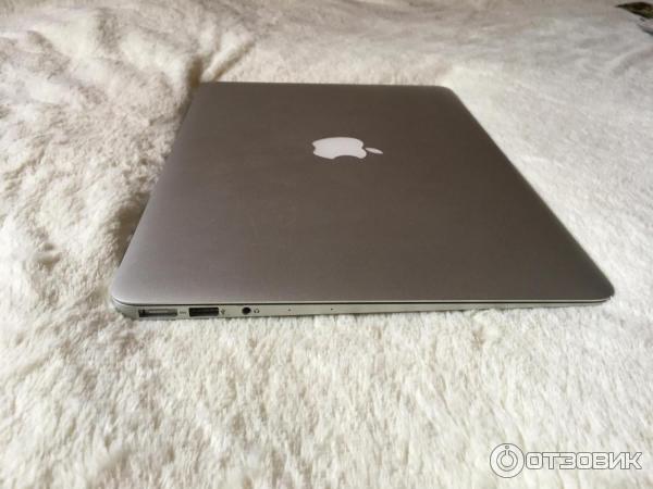 Ноутбук Apple MacBook Air 13 Early 2015 фото