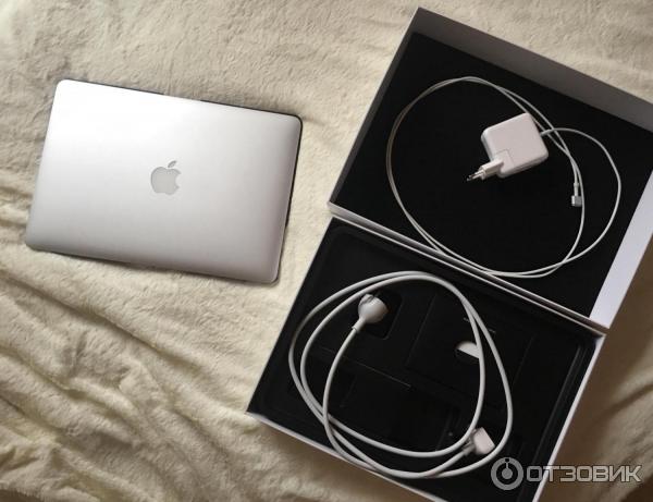 Ноутбук Apple MacBook Air 13 Early 2015 фото