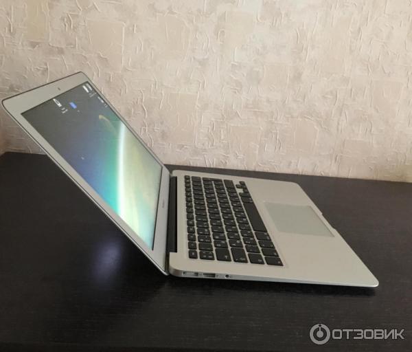 Ноутбук Apple MacBook Air 13 Early 2015 фото