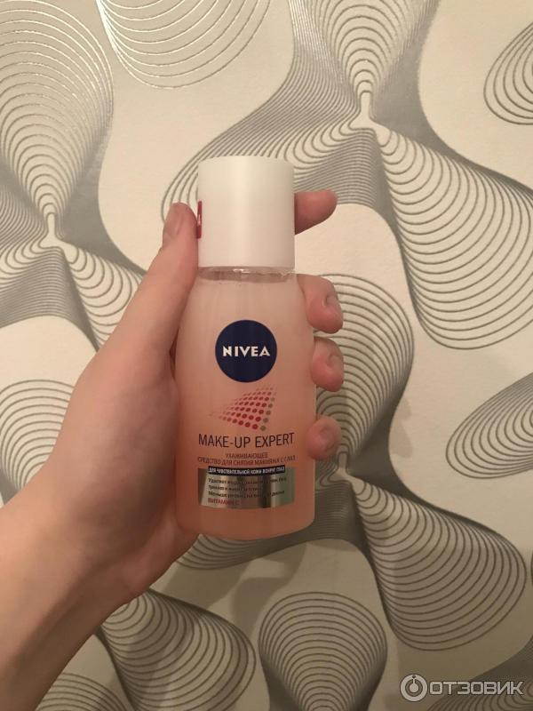 Ухаживающее средство для снятия макияжа с глаз Nivea фото