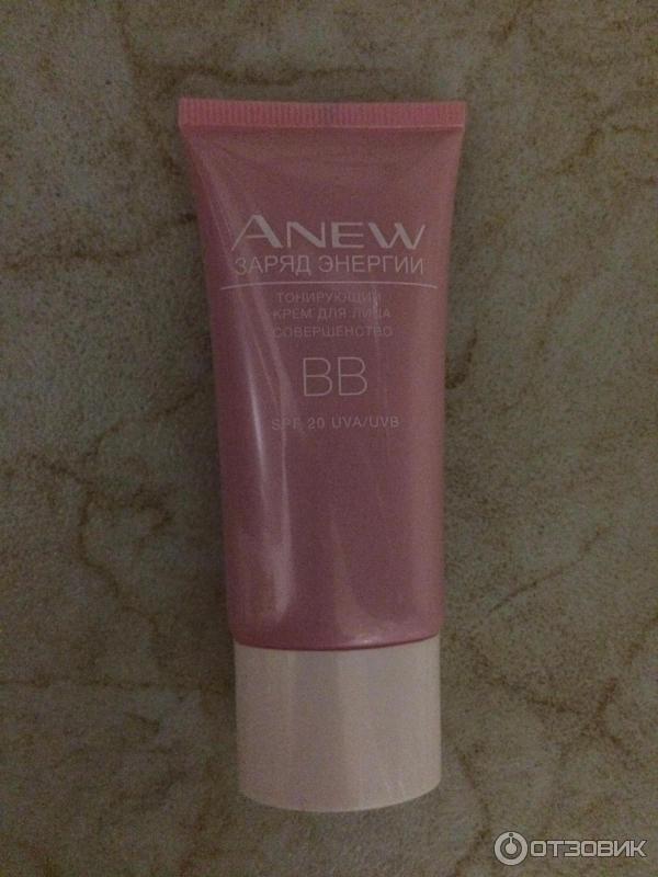 Тонирующий BB-крем для лица Avon Anew Заряд энергии. Совершенство SPF 20 UVA/UVB фото