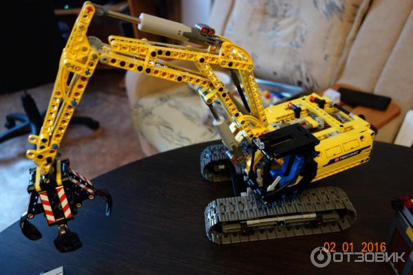 LEGO Technic 42006 Экскаватор