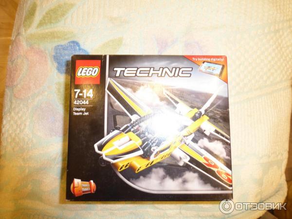 Lego Technic самолет