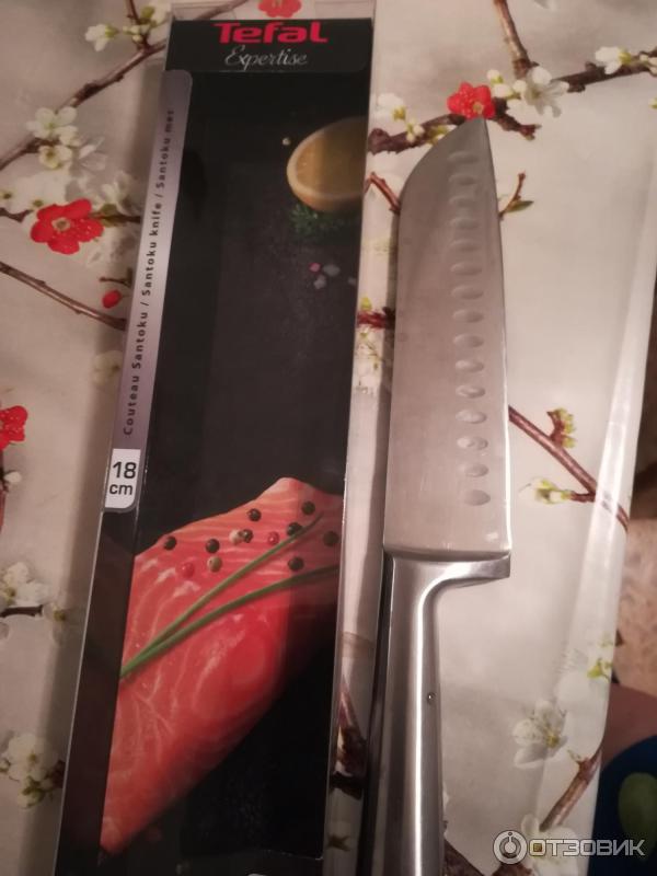Tefal expertise ножи. Нож тефаль сантоку. нож tefal сантоку 12см. ножи tefal k121s375. нож тефаль сантоку ок.