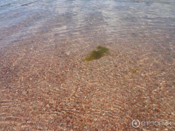 необыкновенной чистоты вода