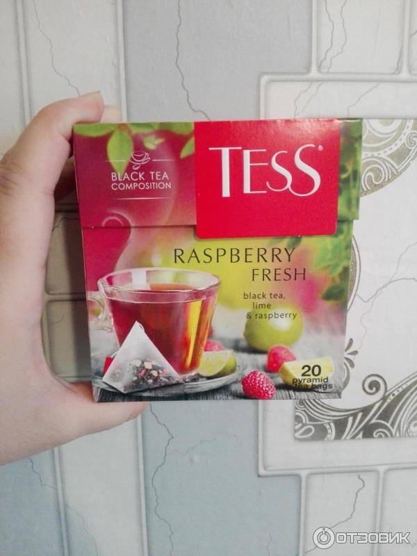 Чай тесс лайм. Чай Тесс с малиной и фейхоа. Tess Raspberry Fresh черный чай. Малиновый чай Tess. Чай Тесс в пирамидках с лайм малина.