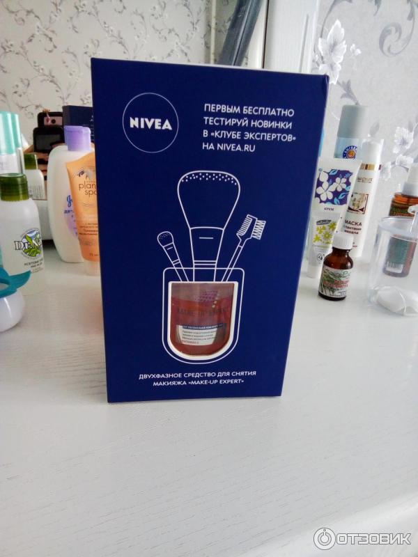 Ухаживающее средство для снятия макияжа с глаз Nivea фото