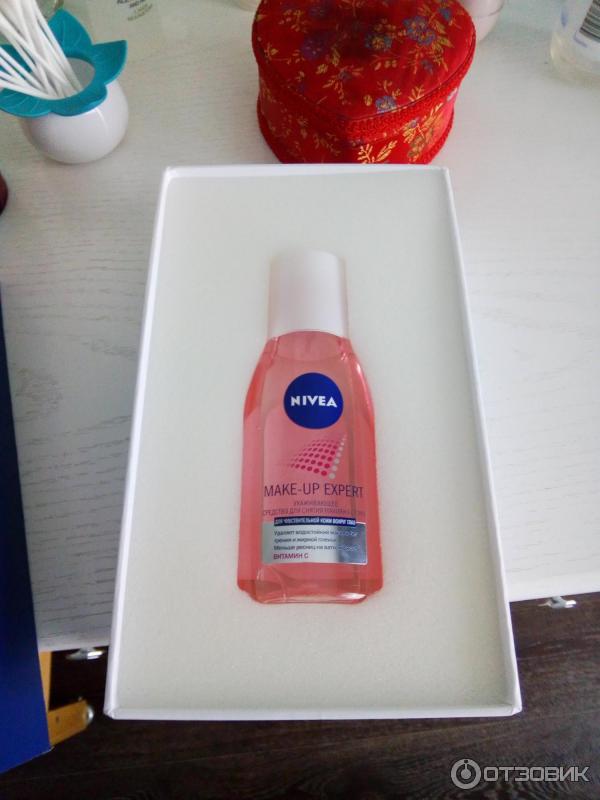 Ухаживающее средство для снятия макияжа с глаз Nivea фото