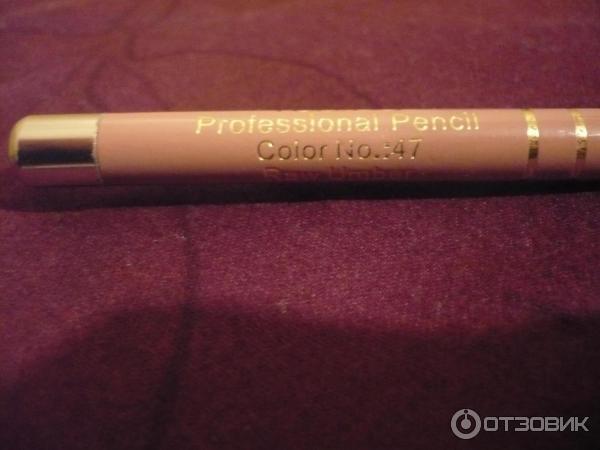 Контурный карандаш для губ Malva Professional Pencil фото