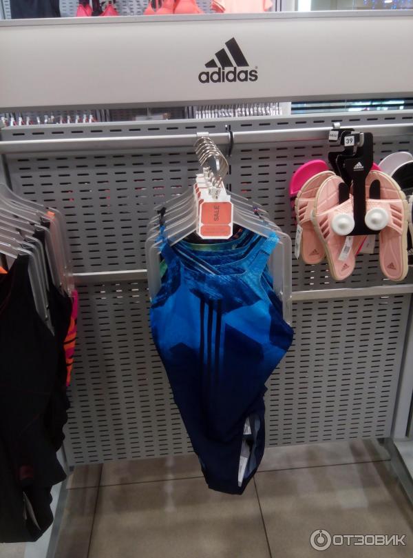 Вешалки adidas