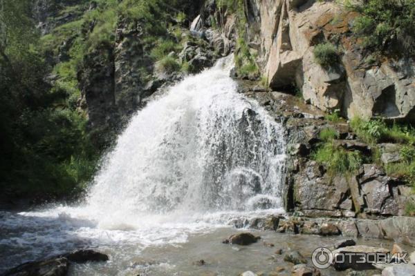 Камышлинский водопад (Россия, Республика Алтай) фото