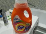 Гель для стирки Tide фото