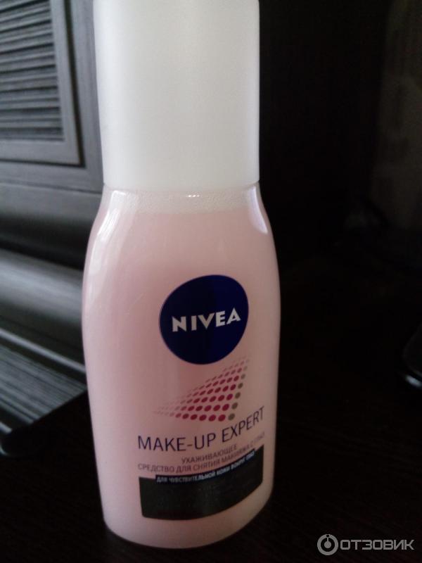 Ухаживающее средство для снятия макияжа с глаз Nivea фото