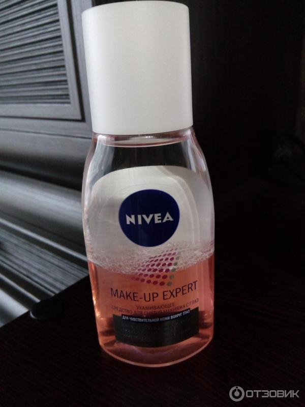 Ухаживающее средство для снятия макияжа с глаз Nivea фото