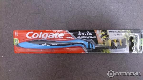 Зубная щетка Colgate ЗигЗаг Древесный уголь фото