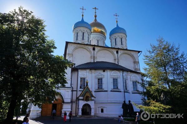 Подворье Патриарха Московского и Всея Руси в Спасской слободе (Россия, Москва) фото