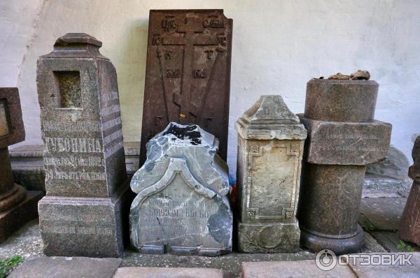 Подворье Патриарха Московского и Всея Руси в Спасской слободе (Россия, Москва) фото