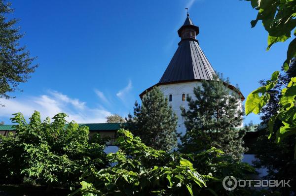 Подворье Патриарха Московского и Всея Руси в Спасской слободе (Россия, Москва) фото