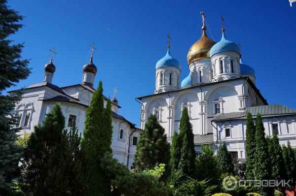 Подворье Патриарха Московского и Всея Руси в Спасской слободе (Россия, Москва) фото