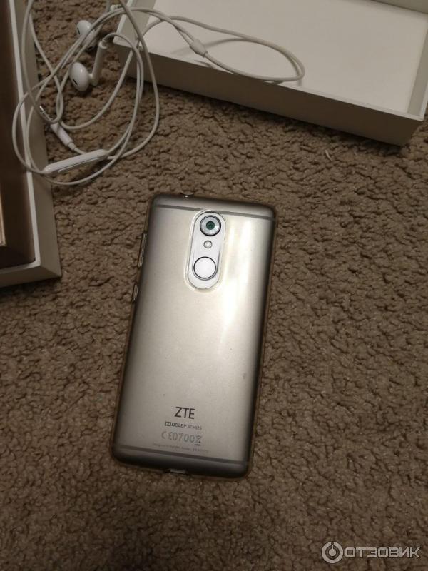 Смартфон ZTE Axon 7 mini фото