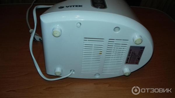 Мясорубка Vitek VT-1677 W фото