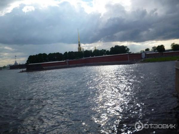 Пешая прогулка вокруг Петропавловской крепости (Россия, Санкт-Петербург) фото