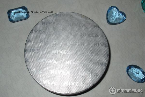 УВЛАЖНЯЮЩИЙ УНИВЕРСАЛЬНЫЙ КРЕМ NIVEA CREME фото