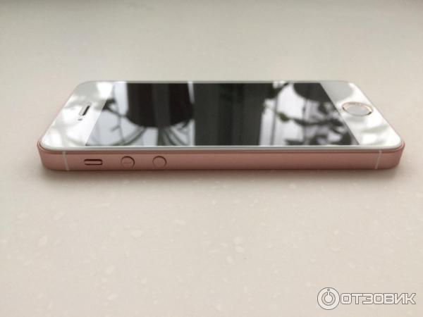 Смартфон Apple iPhone SE