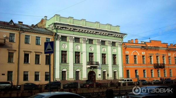 Прогулка по набережной Мойки (Россия, Санкт-Петербург) фото