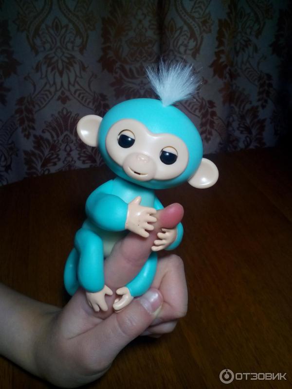 Интерактивная игрушка Fingerlings Happy Monkey фото